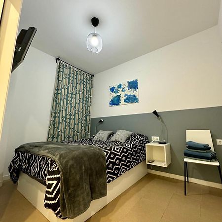Moderno Apartamento Con Parking,Tarrassa, Barcelona Terrassa Esterno foto