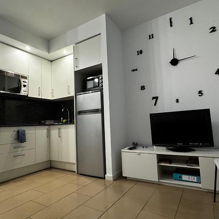 Moderno Apartamento Con Parking,Tarrassa, Barcelona Terrassa Esterno foto